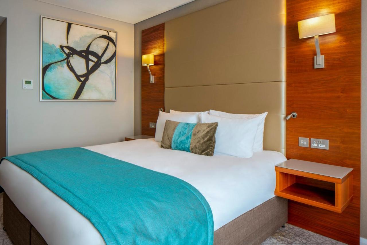 Отель Crowne Plaza London - Docklands By Ihg Экстерьер фото