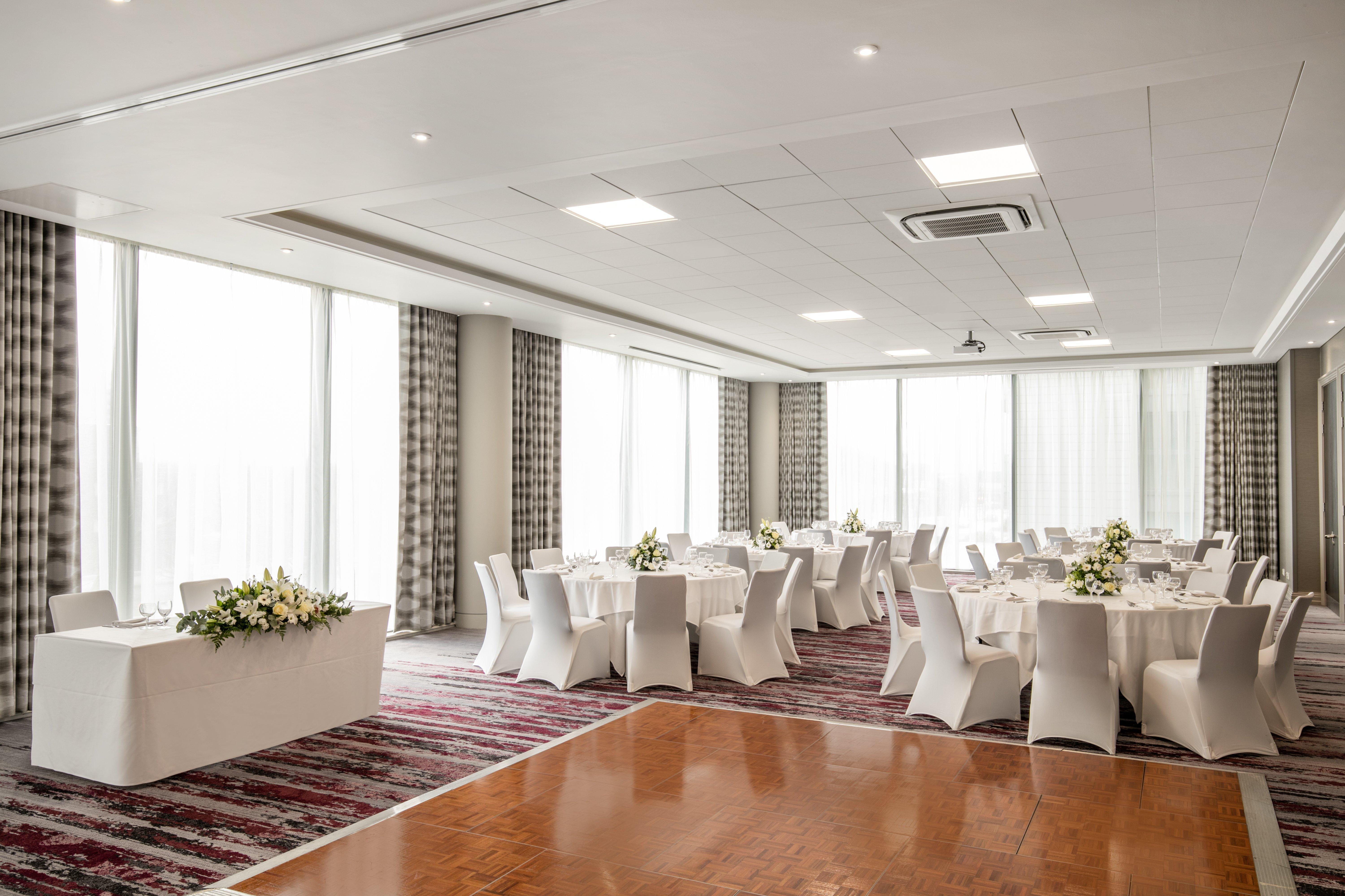 Отель Crowne Plaza London - Docklands By Ihg Экстерьер фото