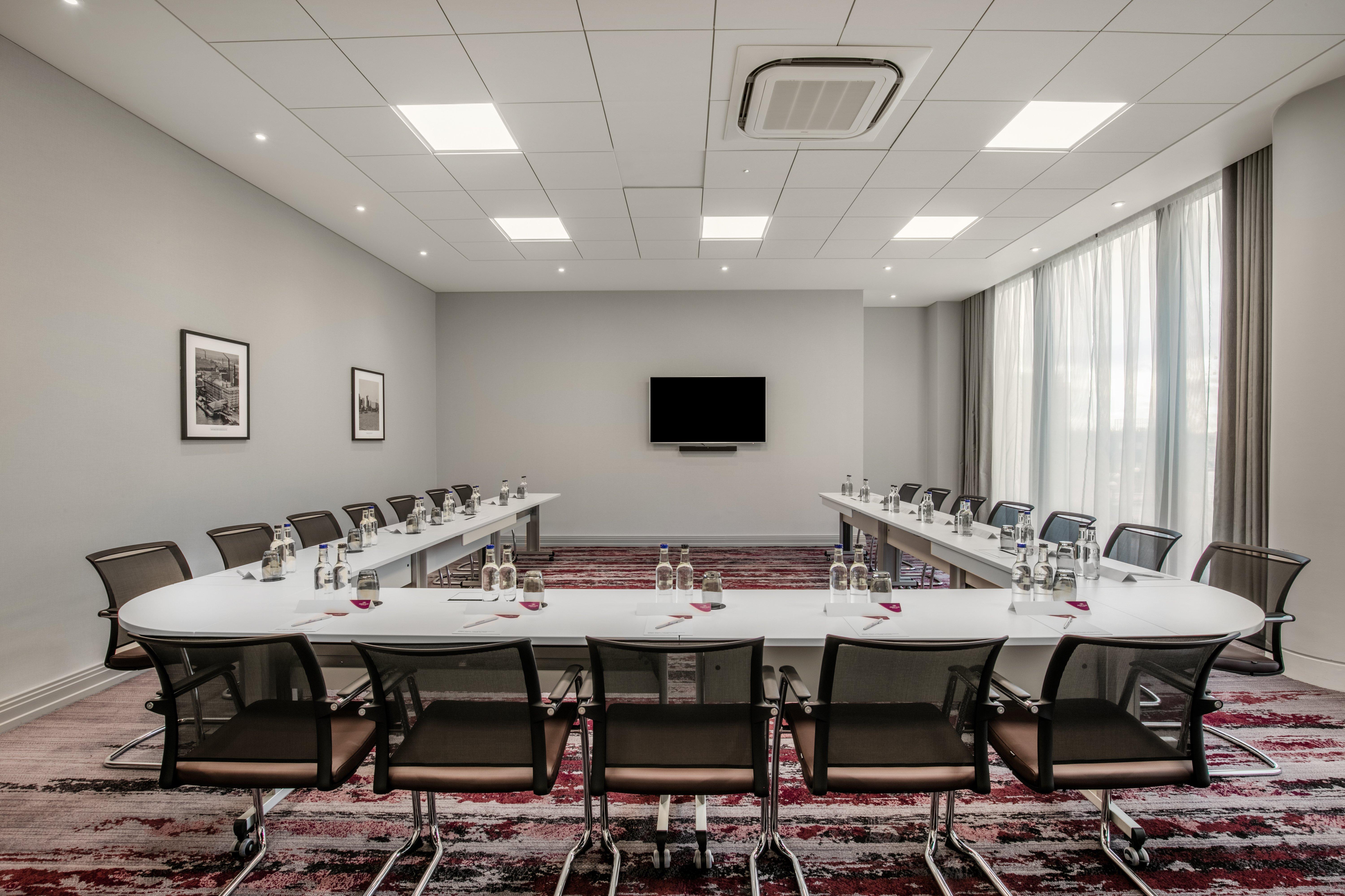 Отель Crowne Plaza London - Docklands By Ihg Экстерьер фото